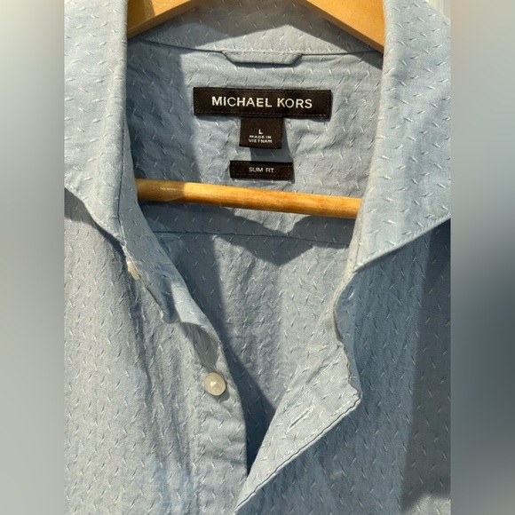 Michael Kors Men's Casual Light Blue Button Down Shirt - Picture 2 of 3